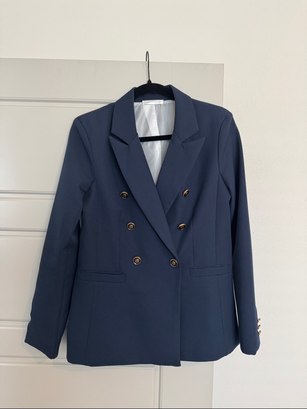 NWOT Cleopatra Luxe Boutique Double-Breasted Navy Blazer, M
